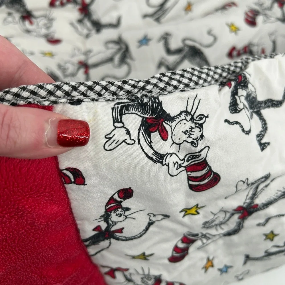 Dr Seuss Trend Lab Cat in the Hat Quilted Reversible Baby Crib Blanket Toddler